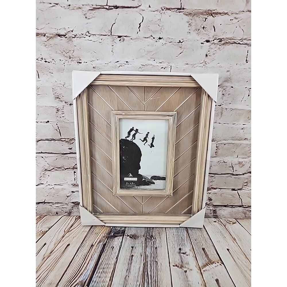 Malden NEW Whitewash Wood Frame 4x6 Photo International Designs